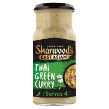 Sharwood's Thai Green Curry Sauce – Coconut Milk, Lemongrass & Green Chilli, Mild Thai Blend, 415 g Jar (Pack of 1)
