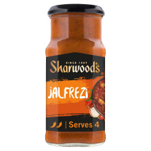 Sharwood's Indian Jalfrezi Sauce – Fiery Medium Heat Tomato & Pepper Blend, Auth