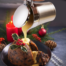 Oak & Steel Double-Walled Insulated Gravy Boat 480ml - Thermal Stainless Steel Jug with Easy Lift Lid - Hot & Cold Sauce, Milk, Cu