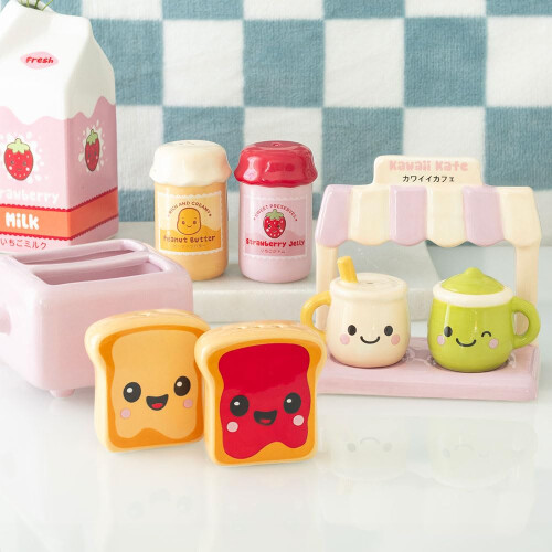 Kawaii Toast Salt and Pepper Shakers | Cute Ceramic Kitchen Tableware Set 2