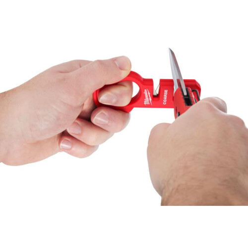 Milwaukee Milwaukee Magnetic Knife Sharpener, 4932478562, Red 2