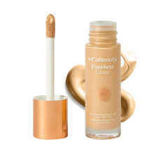 MCoBeauty - Flawless Glow Luminous Skin Filter - 4 Medium Shade - 4-in-1 Multi-Use Formula that Contains Squalane - Includes Doe Foot Applicator