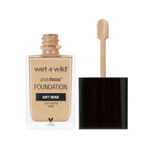 Wet n Wild Photo Focus Matte Foundation, Buildable High-Performing Liquid Makeup, Flash-Proof No White Cast and Pore-Blurring Finish, Soft Beige