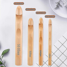 Wooden Crochet Hook Set 15mm 20mm 25mm 30mm for Chunky Yarn Huge Crocheting Projects