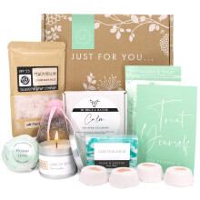 PAMPER & TREAT Gift Hampers For Women - All Occasion Gifts for Her Handmade in the UK by 6 Small Businesses: Shower Steamers, Candle