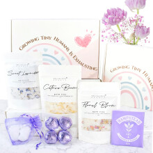 Bellalisia Mum to be Gifts, New Mum Pamper Kit. Natural New Mum Gifts and Mum to Be Pamper Kit. Handmade Pregnancy Gifts for Mum Expecting