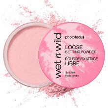 Wet n Wild Photo Focus Loose Setting Powder, Silky Weightless Setting Powder to Set, Mattify, Absorb Oil and Bake, Soft-Focus Effect, Soft Pink Shade