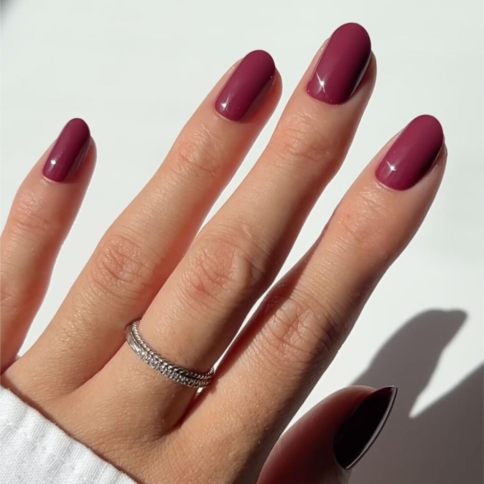 Glamnetic Red Press On Nails - Berry Maroon | Opaque Dark Maroon Short Round Fake Nails, Reusable | 12 Sizes - 30 Nail Kit