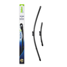 VALEO Silencio Wiper - VF492 - Kit of High Performance, Superior Road Visibility, Easy Installation Original Flat Blades 700mm/400mm - Front