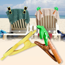 4 Pcs Beach Towel Clips Large Laundry Pegs Towel Clips for Sun Loungers Beach Towel Pegs Strong Sunbed Towel Clips Beach Pool Chair Clips