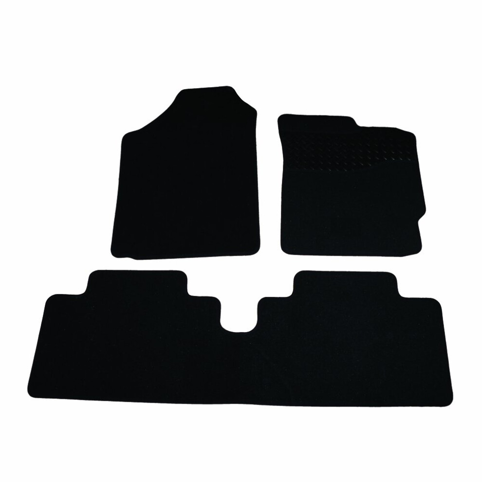 Sakura Carpet With Rubber Heelpad Mat Set For Toyota Yaris 06-11 - Black 5051226552236