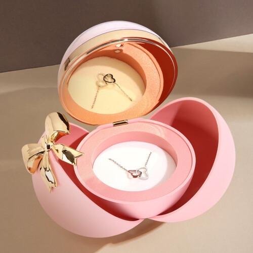Presentset med konserverad ros och halsband 1