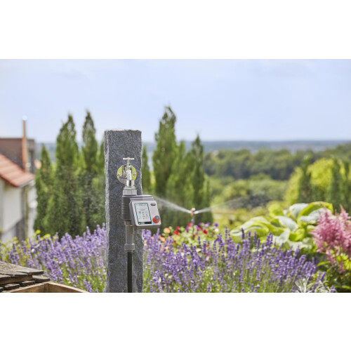 Gardena Gardena Watering Control Master: Automatic and time-saving watering, 6 schedules, LCD display, Water Now function, Safe-Stop (1892 1