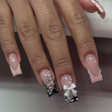 Quadratische Drucknägel Mittlere Künstliche Nägel Pink Französische Spitze Acrylnägel 3D Schleifen Stern Charms