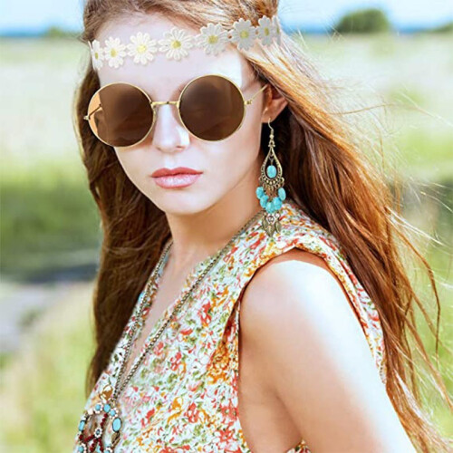 (Set 2) Set di 4 pezzi composto da occhiali da sole hippie, orecchini e collana piatta. 2