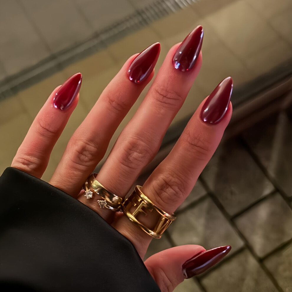 Sxvme Red Cat Eye Dark Press On Nails Medium Almond Shaped - 30 Pcs Stiletto Fake Nails Acrylic Press Ons, Natural Fit, Opaque Glitter Chrome Gel Nail