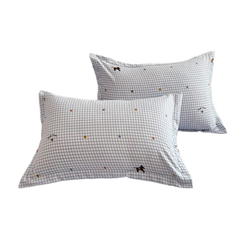 Conjunto de 2 fronhas de algodão respiráveis com fechamento tipo envelope. 1