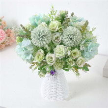 Bouquet Rósanna Síoda Réalaíocha 7 mBeart