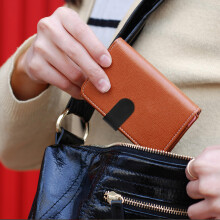 Slanke Zwarte PU Leren Cash Clip Vrouwen Stijlvol En Licht