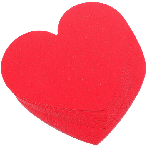 Set van 40 rode hartjes van karton voor Valentijnsdag.
