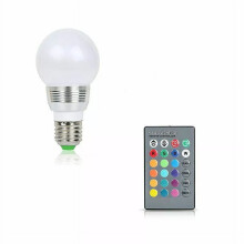 RGB LED-pære E27 3W med 16 farger og fjernkontroll