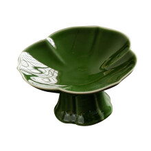 Ciotola in ceramica a forma di loto con piedistallo, verde