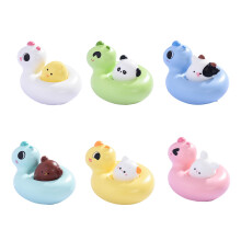 Mini animaux avec anneaux de natation, décorations de bureau