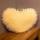 Cojín decorativo de algodón con forma de corazón, 40x40 cm. 1