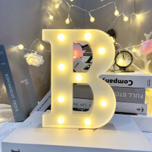 Znak LED z literą B, zasilany bateryjnie, 8,6 cala
