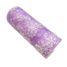 Lavendelkleurig tule lint met sneeuwvlokkenmotief, 15 cm x 9,1 m