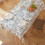 Blomster- og fugleduk 135 x 102 cm polyester 1