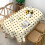 Geometrisk oval duk 137x182 cm 2