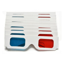 Rot- und Cyan-Anaglyphen-3D-Brille aus Pappe