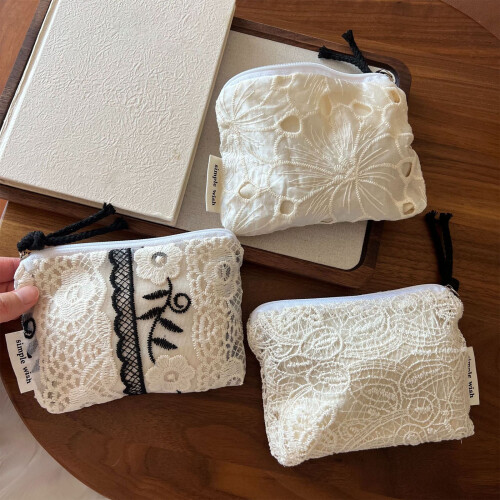 Fascinating Cotton Meshes Bag With Intricate Lace Patterns-A 2
