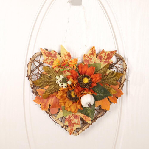 Artificial Maple Leaf Wreath with Pumpkins & Berries 2