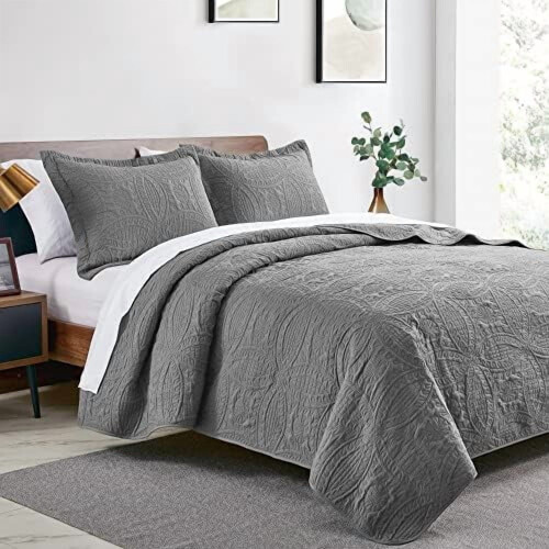 Full/Queen Quilt Set Grey – Lightweight Polyester 1