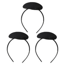 Bandeau ajustable pour chapeau de graduation, assurant un maintien sûr.