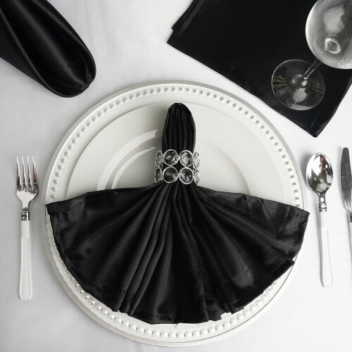 20 serviettes de table en satin noir de 50 cm (20 pouces). 1