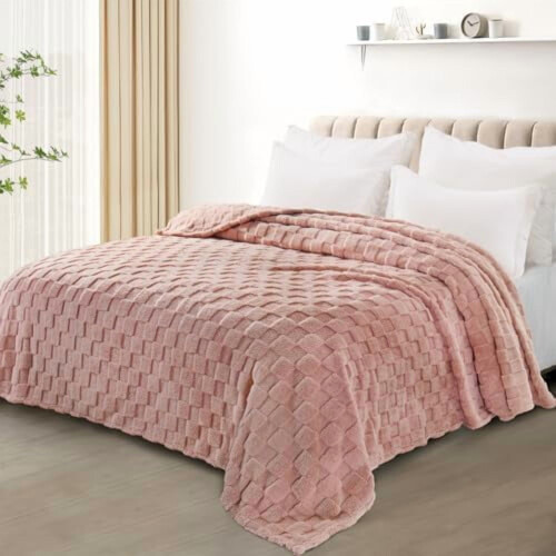 Microfiberfilt i queen size med jacquardmönster 1