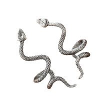 Pendientes de serpentina de moda Textura intrincada Aleación ligera Compatible con joyería de mesa Adecuado para fiestas y citas