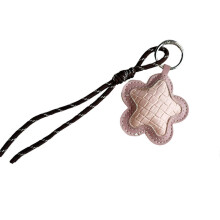 Sternförmiger Schlüsselanhänger aus PU-Leder, stilvolle Taschenverzierung, kreativer Anhänger, kompatibel mit Schlüsseln oder Rucksäcken.