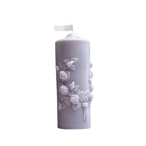 Präglat rosdoftande pelarljus 300 g