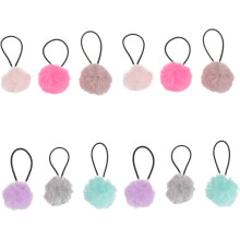 12 elastici per capelli in peluche con palline, ideali per raccogliere la coda di cavallo, nei colori grigio chiaro e rosa.