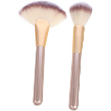 Pinceau de maquillage multi-usages pour highlighter, blush et poudre, pinceau éventail pour le visage