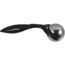 Strumento per massaggio facciale a sfera, realizzato in acciaio con bordi lisci, ideale per il massaggio del viso, il relax e la cura della pelle.