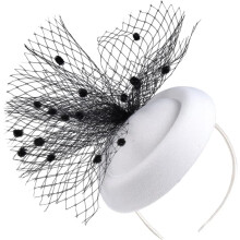 Accessoires pour cheveux : chapeau en résille, chapeau de derby, bandeau pour tea party, pince à cheveux