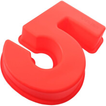 Moule à gâteau 3D en silicone rouge avec chiffres, compatible four, surface antiadhésive, petit format.
