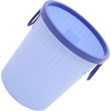 Kleiner blauer Küchenmülleimer aus Kunststoff ohne Deckel mit Druckring, auch als Papierkorb oder Recyclingbehälter geeignet (Farbe zufällig).