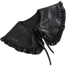 Modischer, dekorativer Hemdschal aus Leder für Damen, Farbe Schwarz, schmiegt sich eng an die Kleidung an und bietet hohen Tragekomfort.