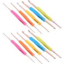 10-teiliges Set Häkelnadeln mit zwei Enden und weichen Kunststoffgriffen, 13,5 cm lange Stricknadeln für Garnarbeiten